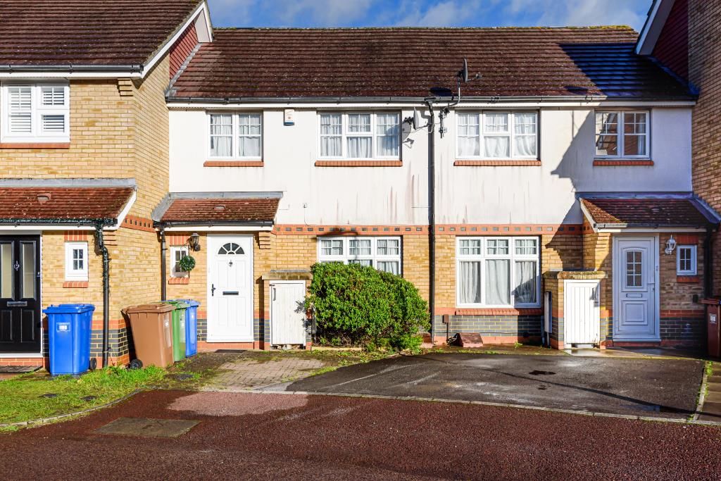 3 bed terraced house to rent in Bracknell, Roby Drive RG12 Zoopla