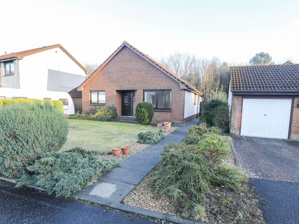 3 bed detached bungalow for sale in Auchavan Gardens, Glenrothes KY7, £
