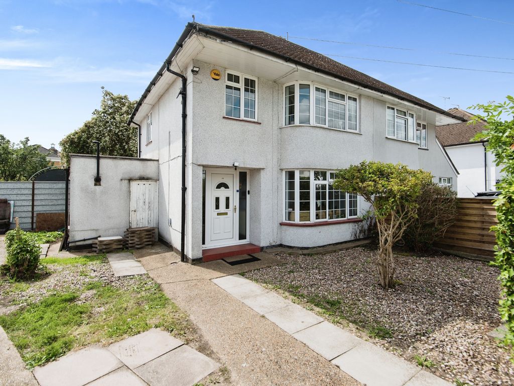 3 bed semidetached house for sale in Helgiford Gardens, SunburyOn
