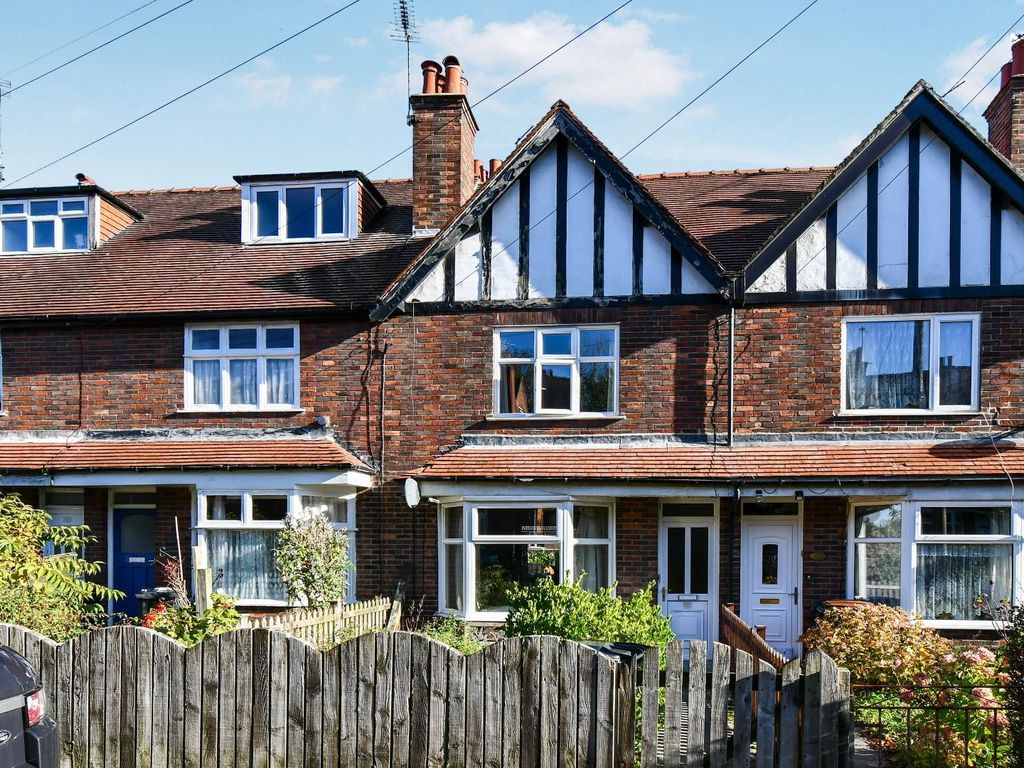 3 bed terraced house for sale in Swarcliffe Road, Harrogate HG1, £