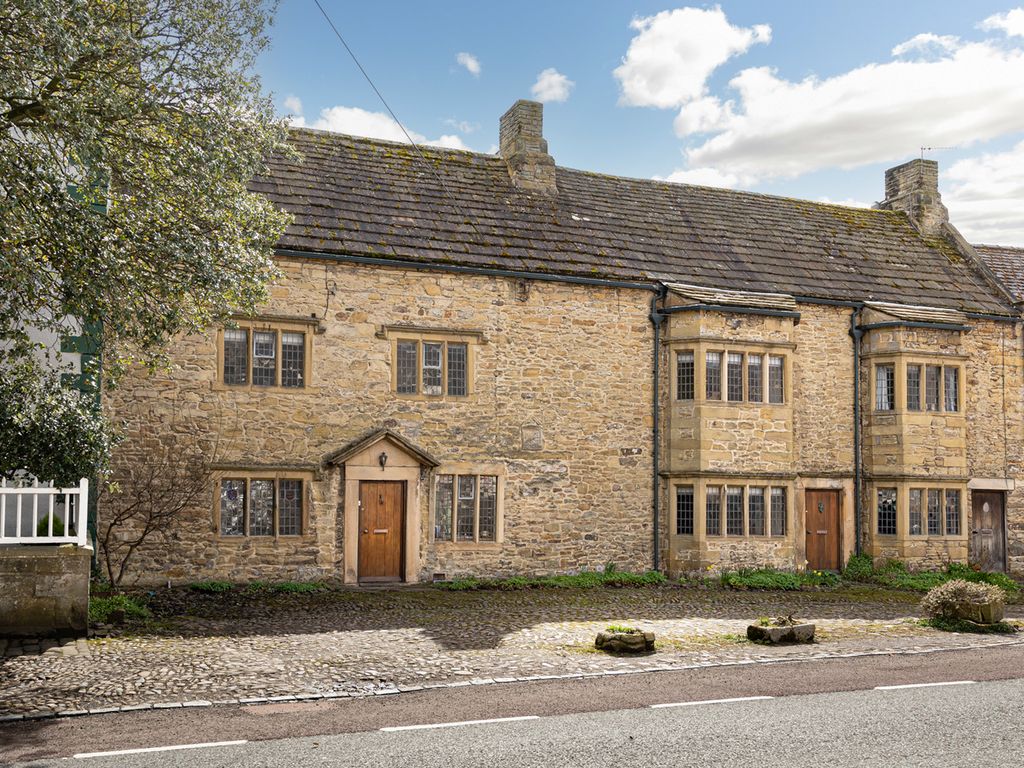 3 bed terraced house for sale in Whitfield Place, Front Street