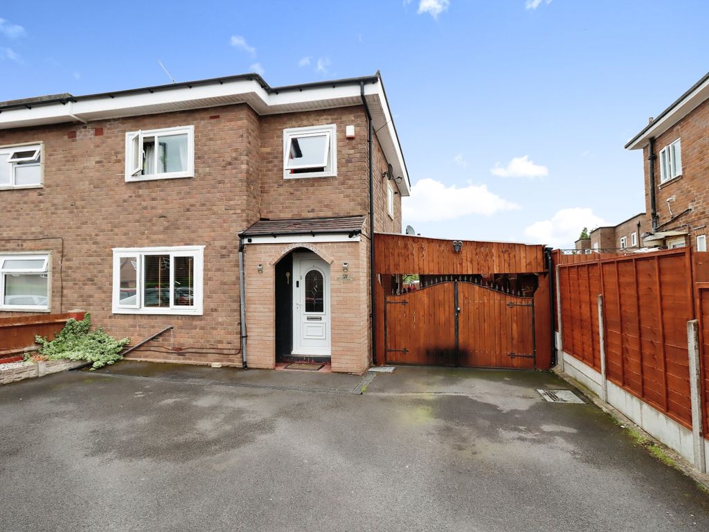 3 bed semidetached house for sale in Church Walk, Donnington, Telford