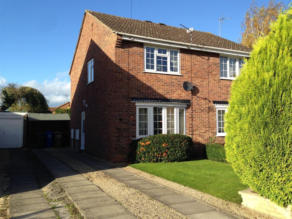 2 bed semidetached house to rent in Lockington Close, Chellaston