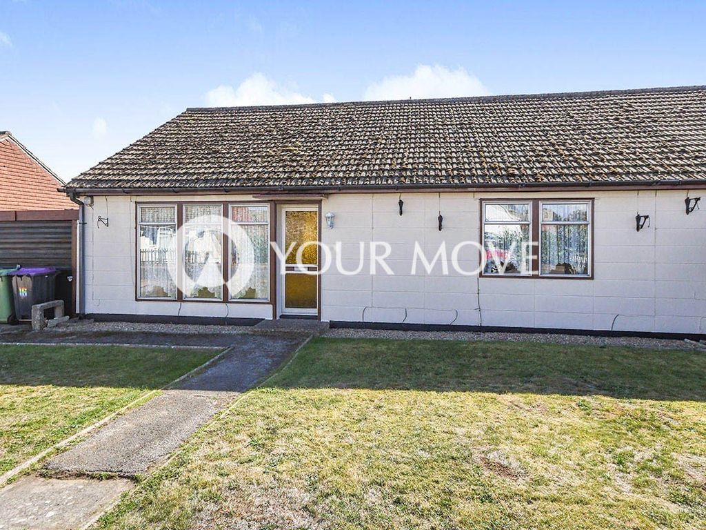 2 bed bungalow for sale in Main Street, Upton, Gainsborough