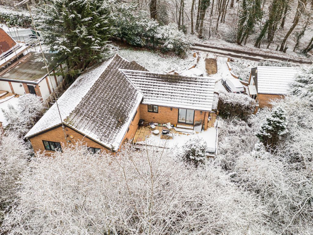 3 bed bungalow for sale in Kingswood Road, Penn, High