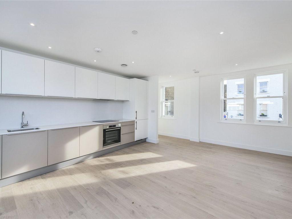 2 bed flat to rent in Munster Road, Fulham SW6 Zoopla