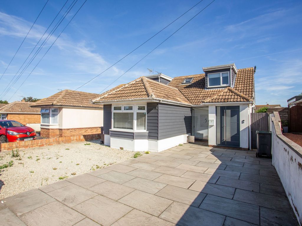 5 bed semidetached house for sale in Bromstone Road, Broadstairs CT10