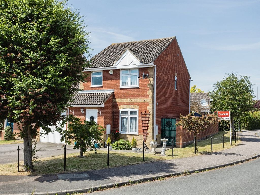 3 bed detached house for sale in Helen Thompson Close, Iwade