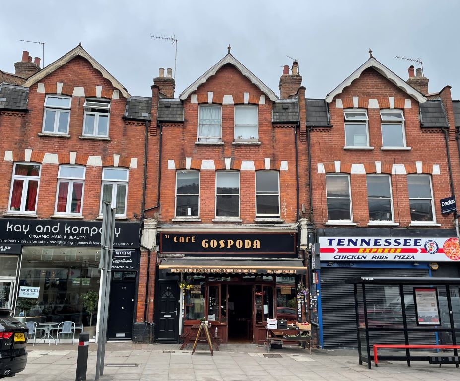 Terraced house for sale in 71 Colney Hatch Lane, Muswell Hill, London