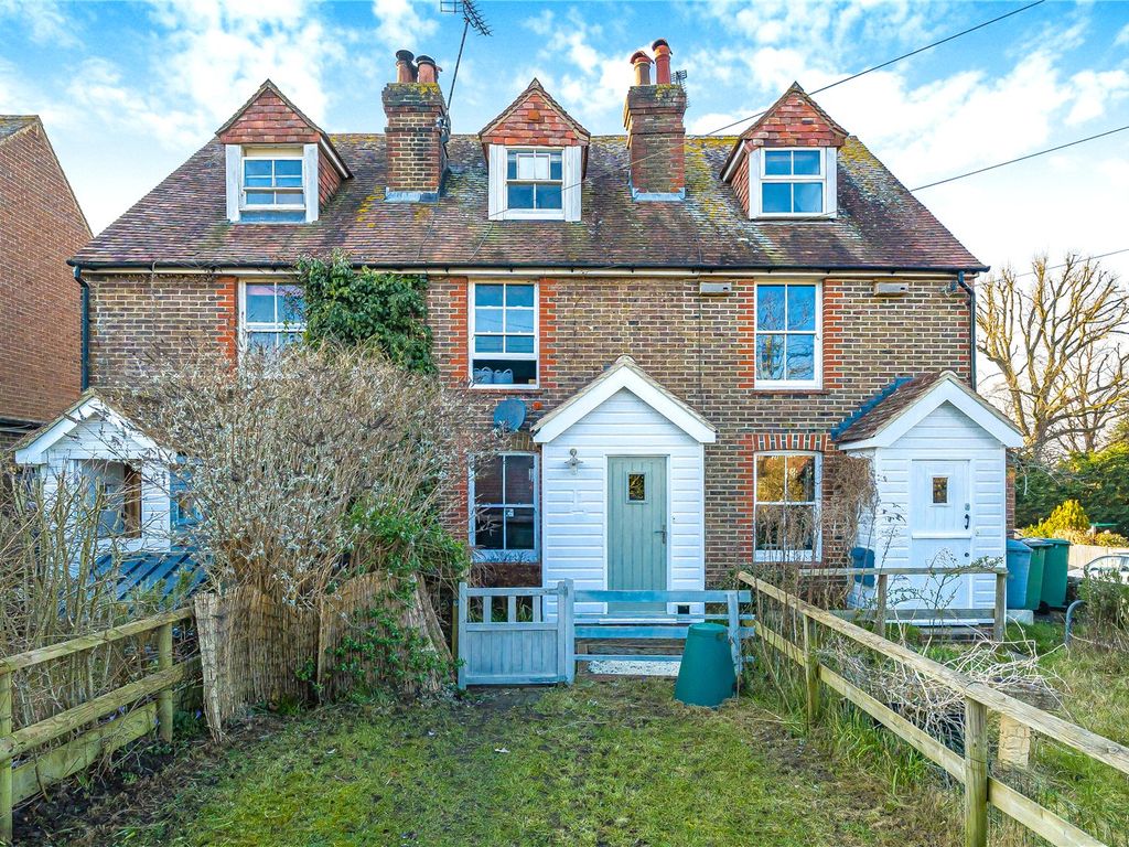 2 bed terraced house for sale in North Street, Storrington, Pulborough
