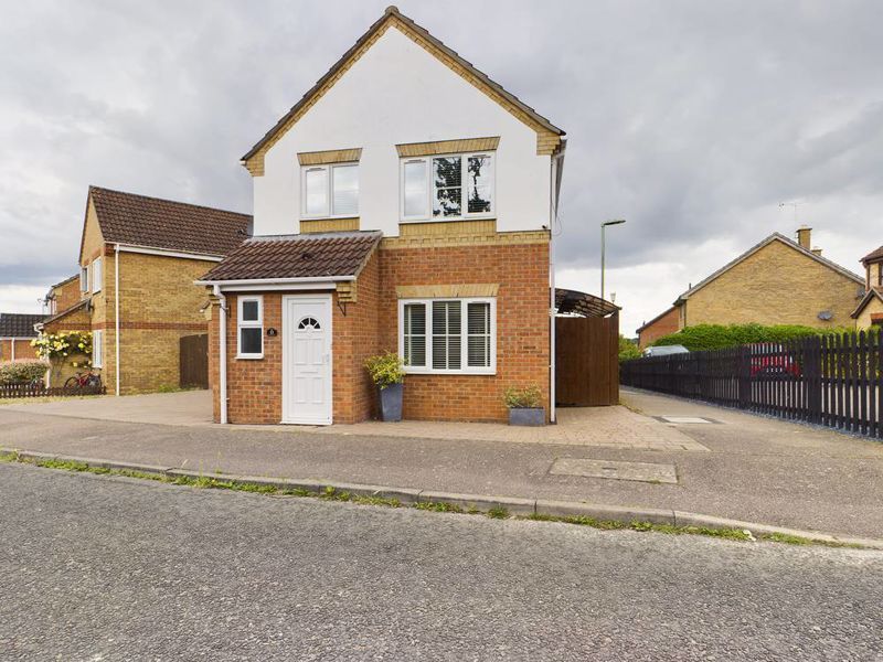 3 bed detached house for sale in Howes Avenue, Thurston, Bury St