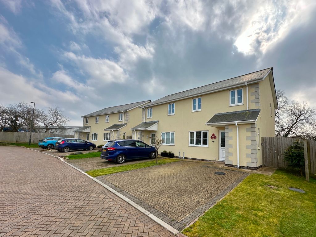 3 bed semidetached house for sale in Poppy Gardens, Bream, Lydney GL15