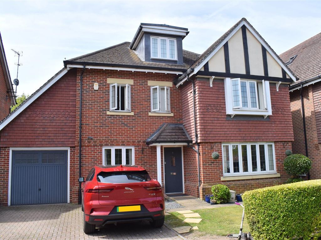 5 bed detached house for sale in Poplar Close, Epsom KT17 Zoopla