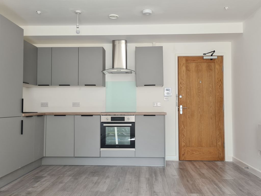 1 bed flat to rent in High Street, Maidenhead SL6 Zoopla