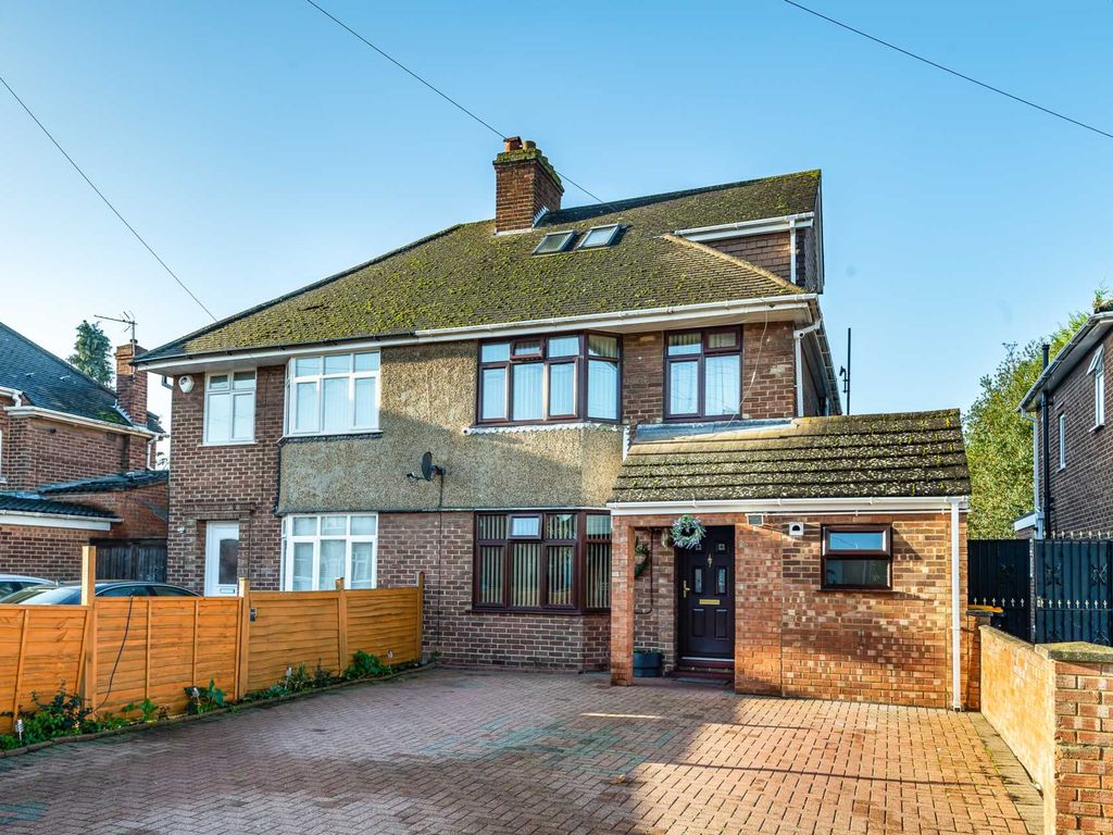 Shearley Close Bedford MK40  