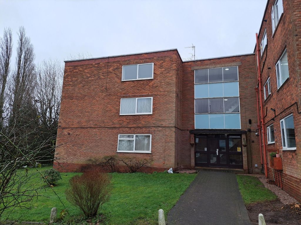 2 bed flat for sale in 139 Blackberry Lane, Four Oaks, Sutton Coldfield
