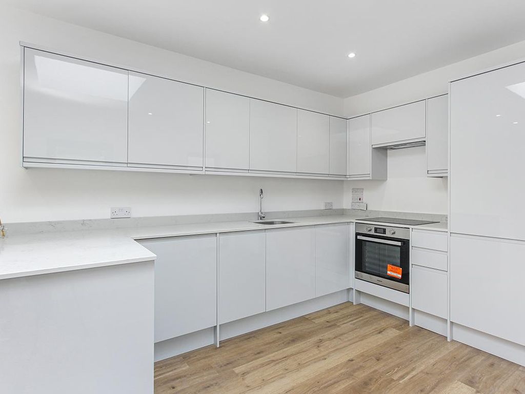 Hotham Road Mews Mitcham SW19  