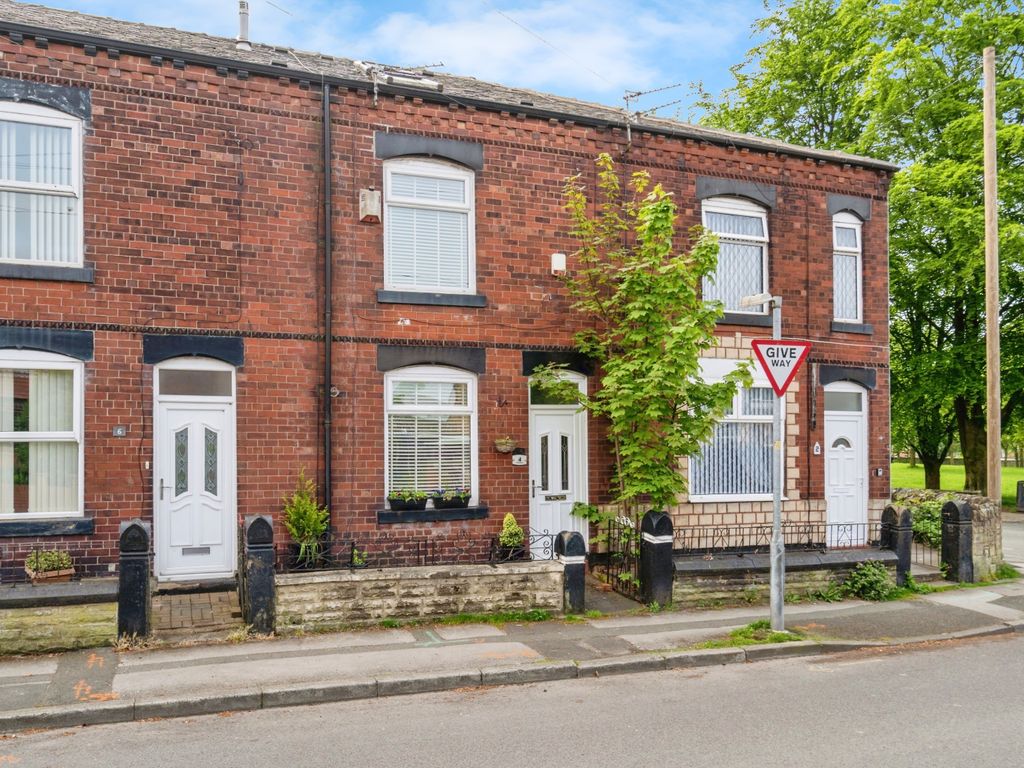 4 bed terraced house for sale in Tong Road, Little Lever, Bolton