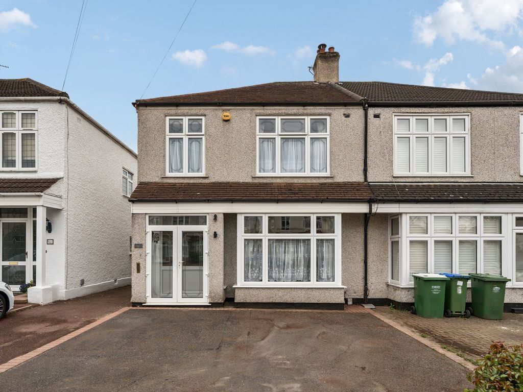 3 bed semidetached house for sale in Shakespeare Road, Bexleyheath DA7