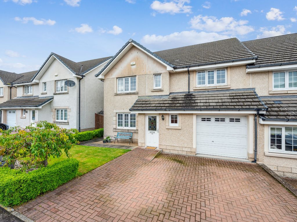 4 bed semidetached house for sale in Bryden Road, Stirling