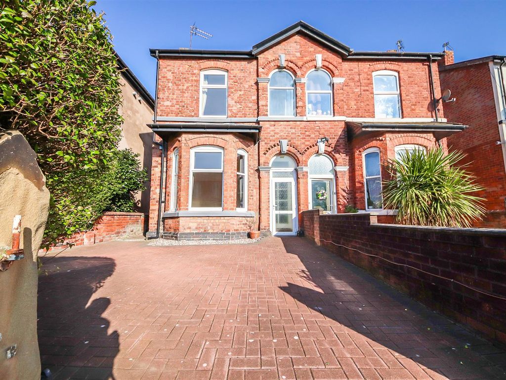 3 bed semidetached house for sale in Southbank Road, Southport PR8