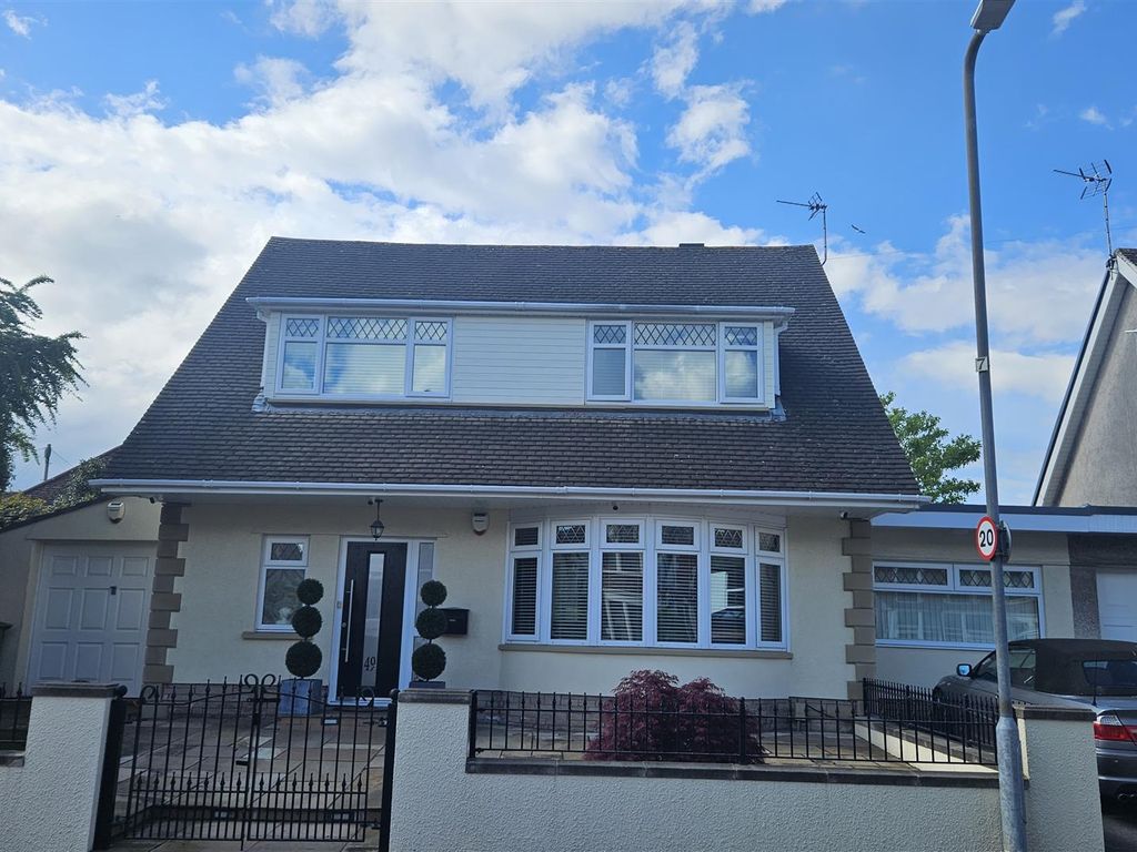 3 bed detached bungalow for sale in Birchfield Crescent, Victoria Park