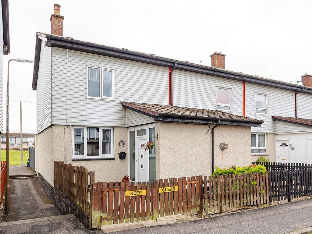 2 bed end terrace house for sale in Redhouse Place, Blackburn, Bathgate