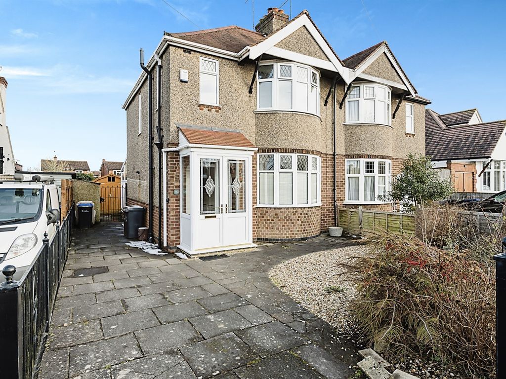 3 bed semidetached house for sale in Northampton Lane South, Moulton