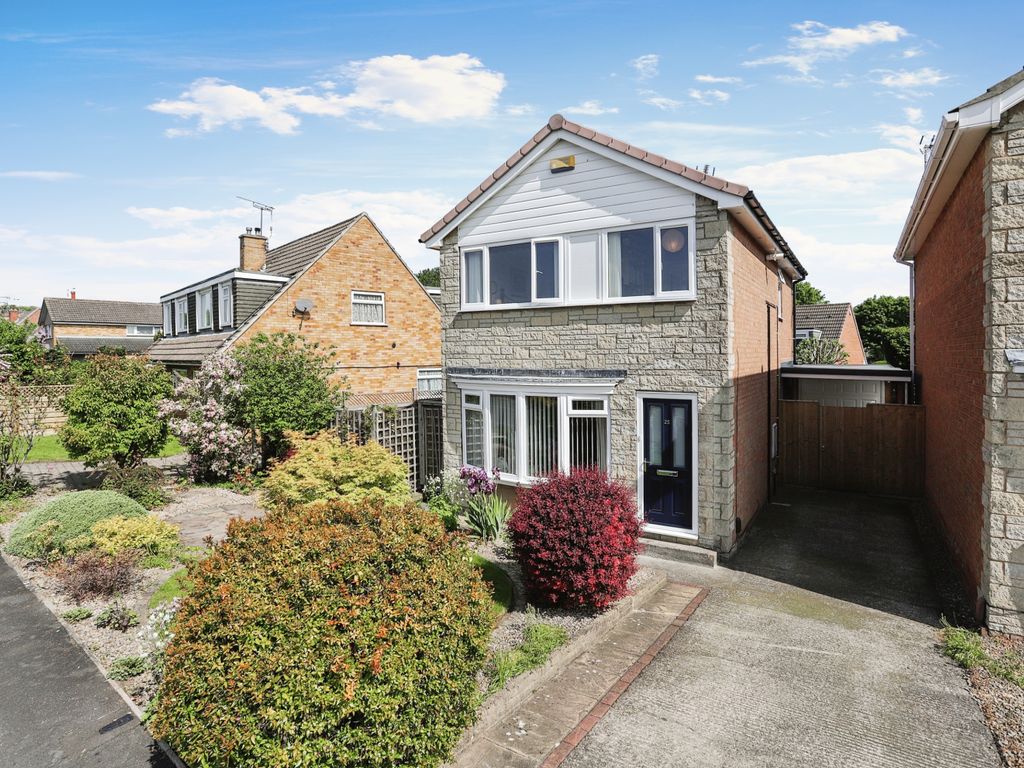 3 bed detached house for sale in Farfield Avenue, Knaresborough HG5 ...