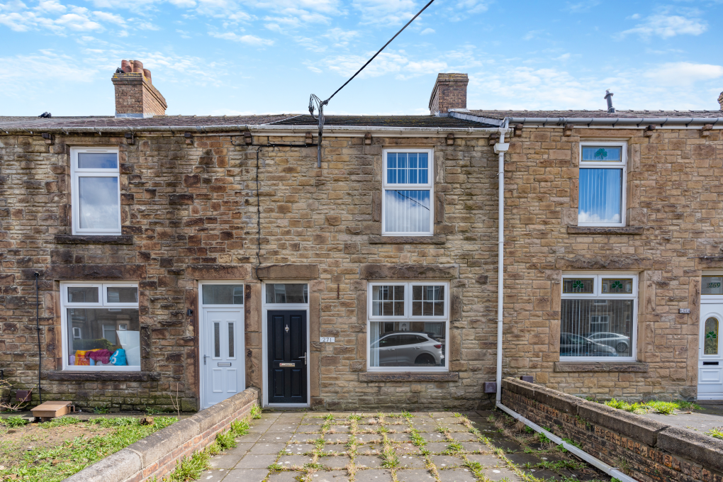 2 bed terraced house for sale in Medomsley Road, Consett DH8, £100,000 Zoopla