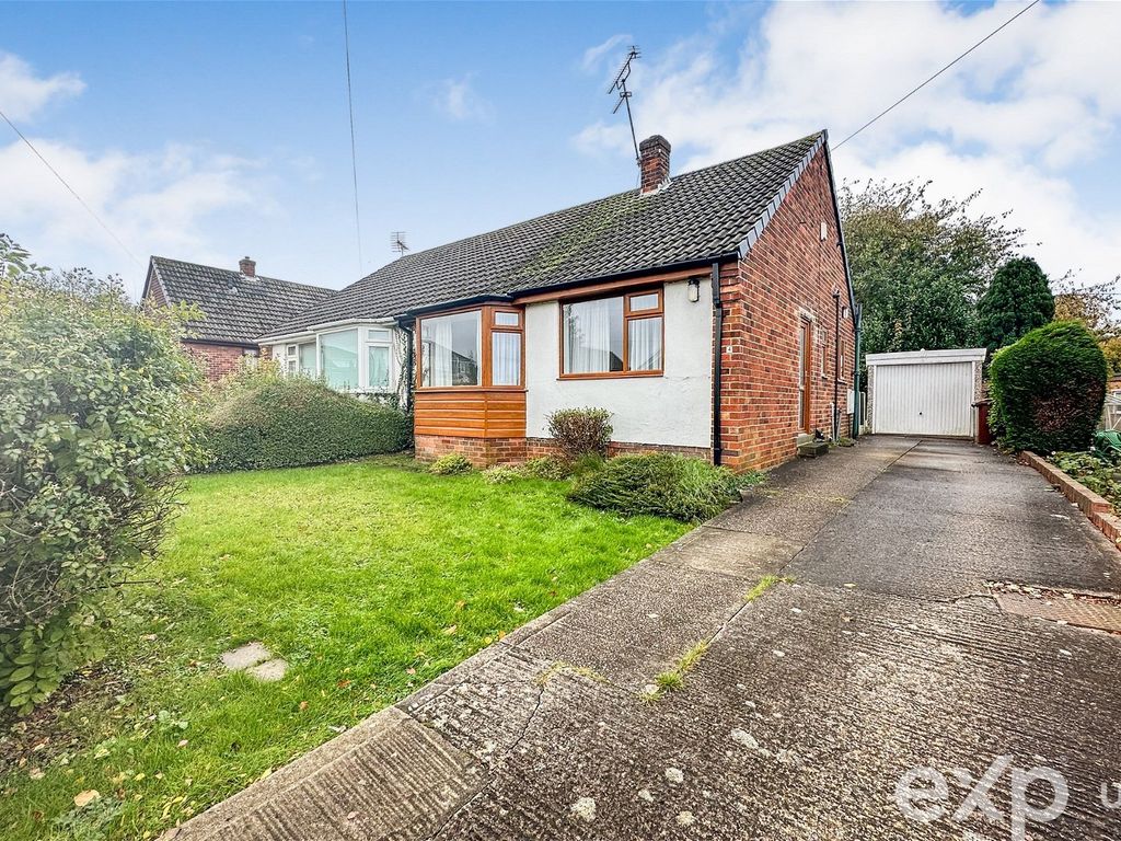 2 bed semidetached bungalow for sale in Ash Lea, Stanley, Wakefield