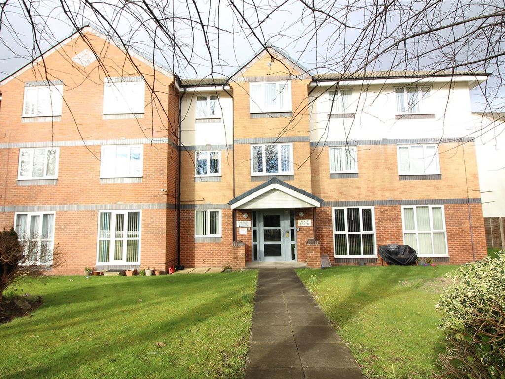 2 bed flat for sale in Sandbed Lawns, Crossgates, Leeds LS15 Zoopla