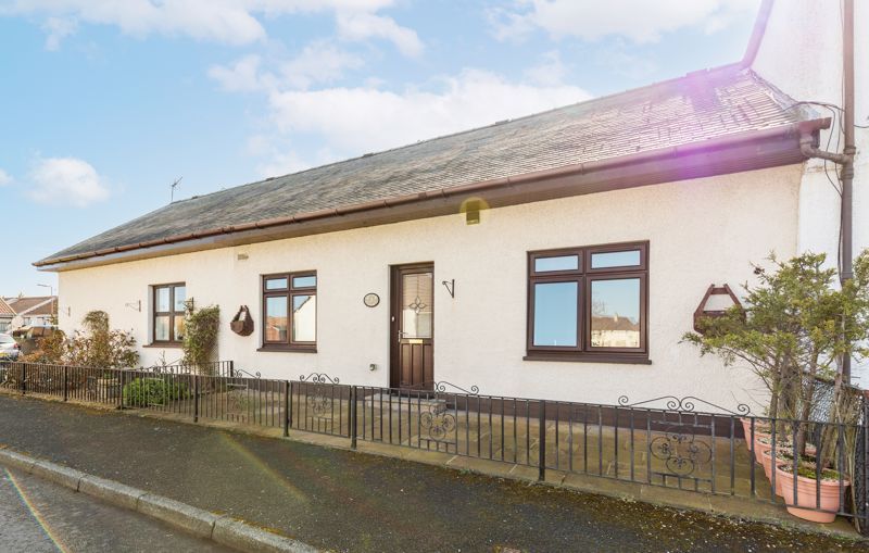 2 bed bungalow for sale in westbank court, macmerry, tranent eh33