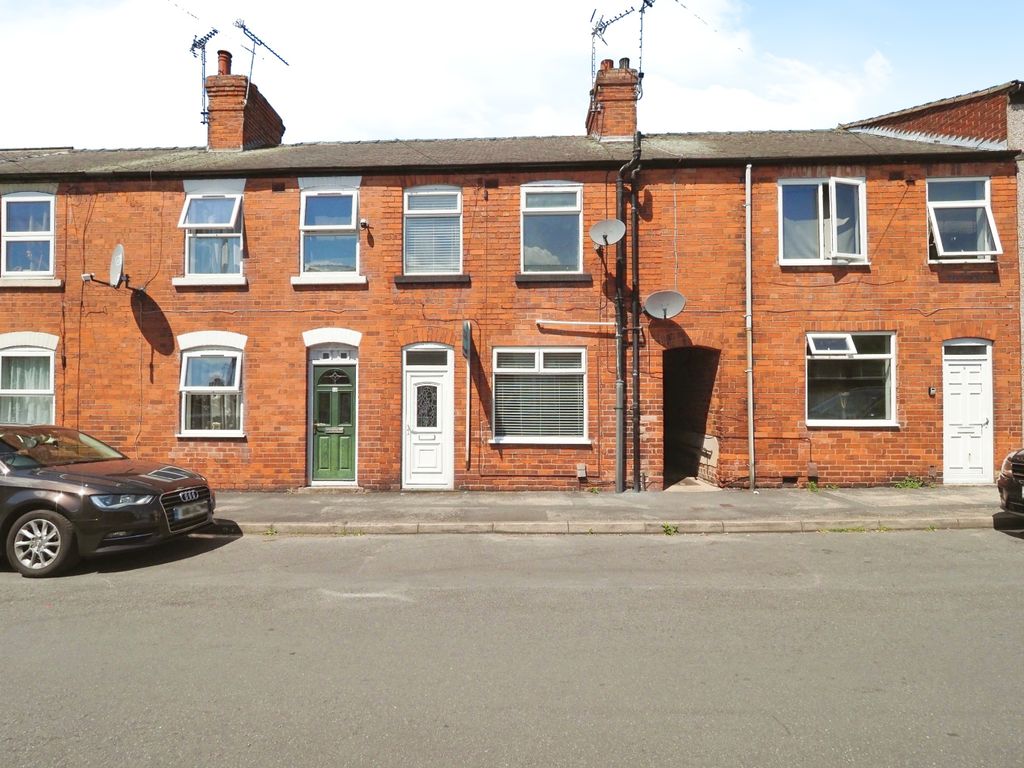 2 bed semidetached house for sale in Smith Street, Mansfield NG18, £