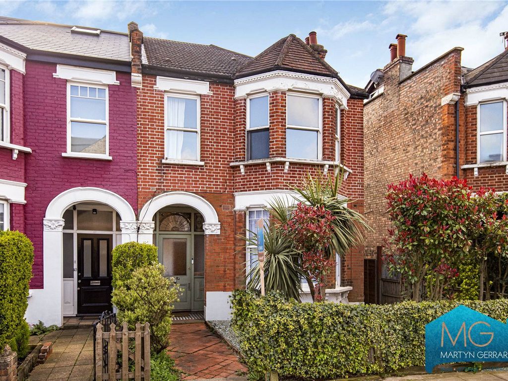 3 bed flat to rent in Manor View, Finchley, London N3, £2,350 pcm Zoopla