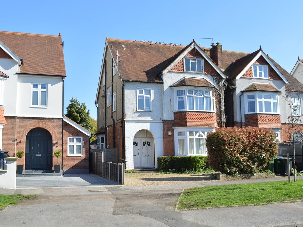 1 bed flat to rent in Monument Green, Weybridge KT13 Zoopla