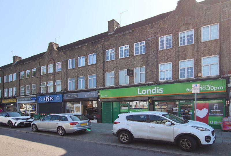 1 bed flat for sale in Coney Hall Parade, Kingsway, West Wickham BR4