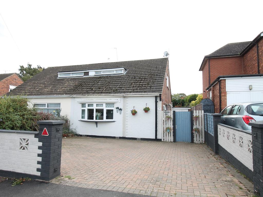 3 bed semidetached bungalow for sale in Anson Road, Shepshed
