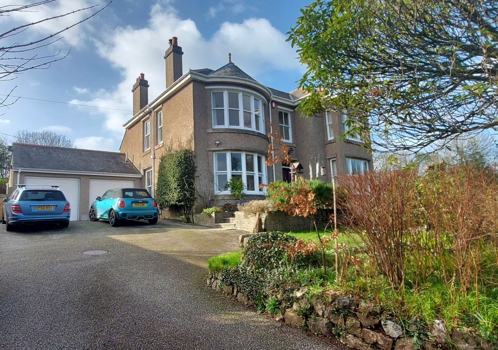 5 bed detached house for sale in Trewirgie Hill, Redruth TR15, £665,000