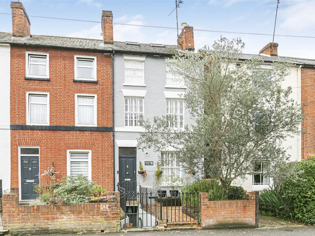 4 bed end terrace house for sale in Watlington Street, Reading RG1, £