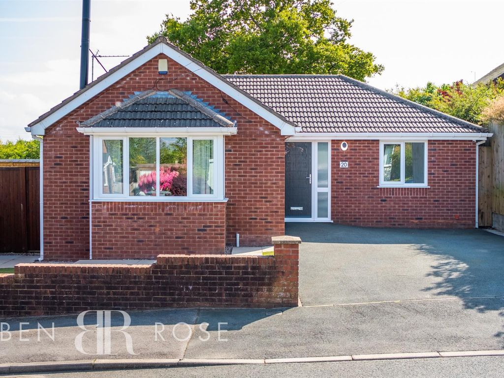 3 bed bungalow for sale in Lawton Close, Wheelton, Chorley PR6 Zoopla