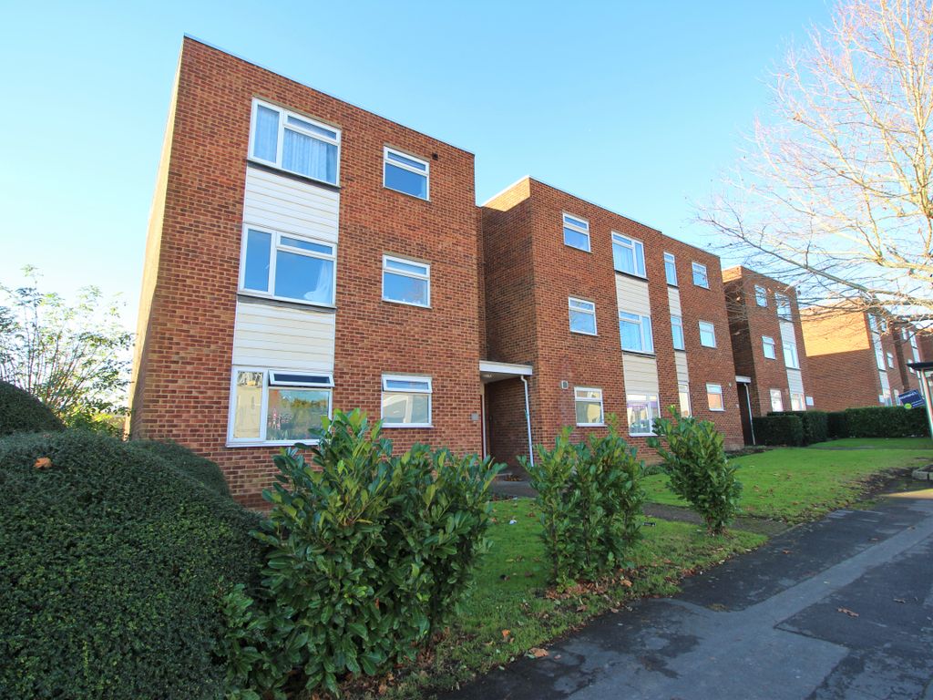 1 bed flat to rent in Worplesdon Road, Guildford GU2, £1,100 pcm Zoopla