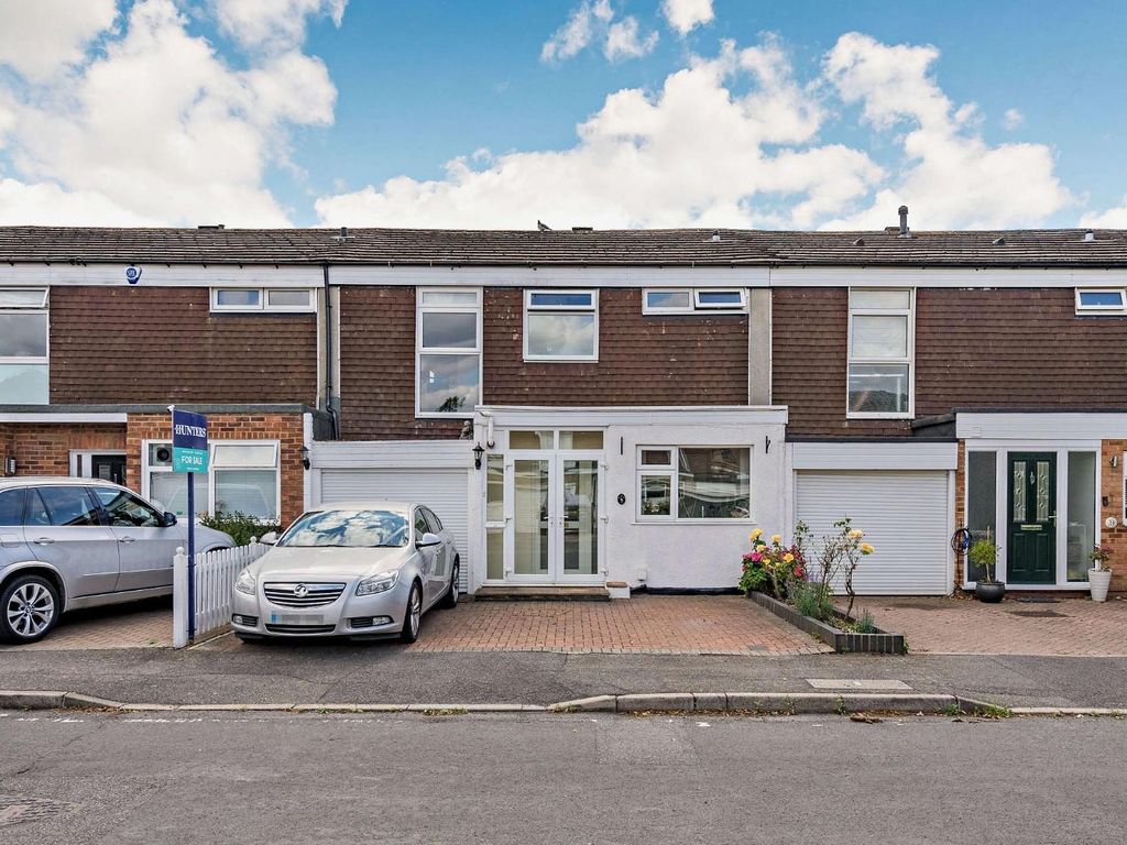 3 bed terraced house for sale in Furzefield Close, Chislehurst BR7 Zoopla