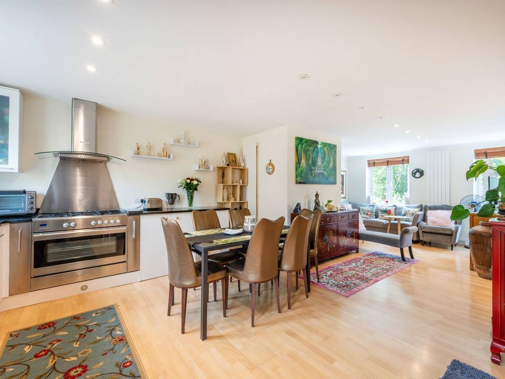 Edensor Road, Chiswick, London W4  