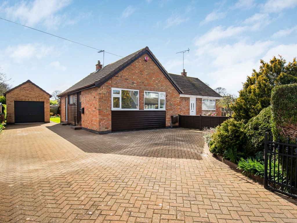 2 bed semidetached bungalow for sale in Barley Gate, Leven, Beverley