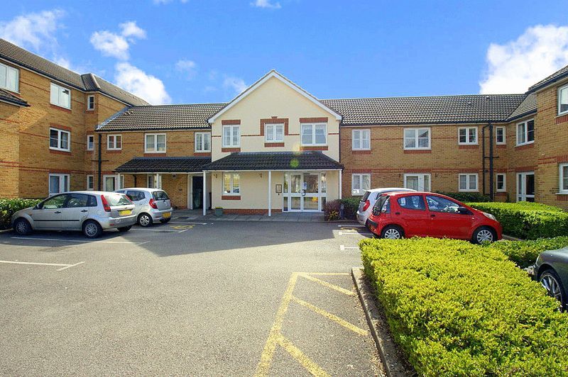 1 bed flat for sale in Mclay Court, Cardiff CF5 Zoopla
