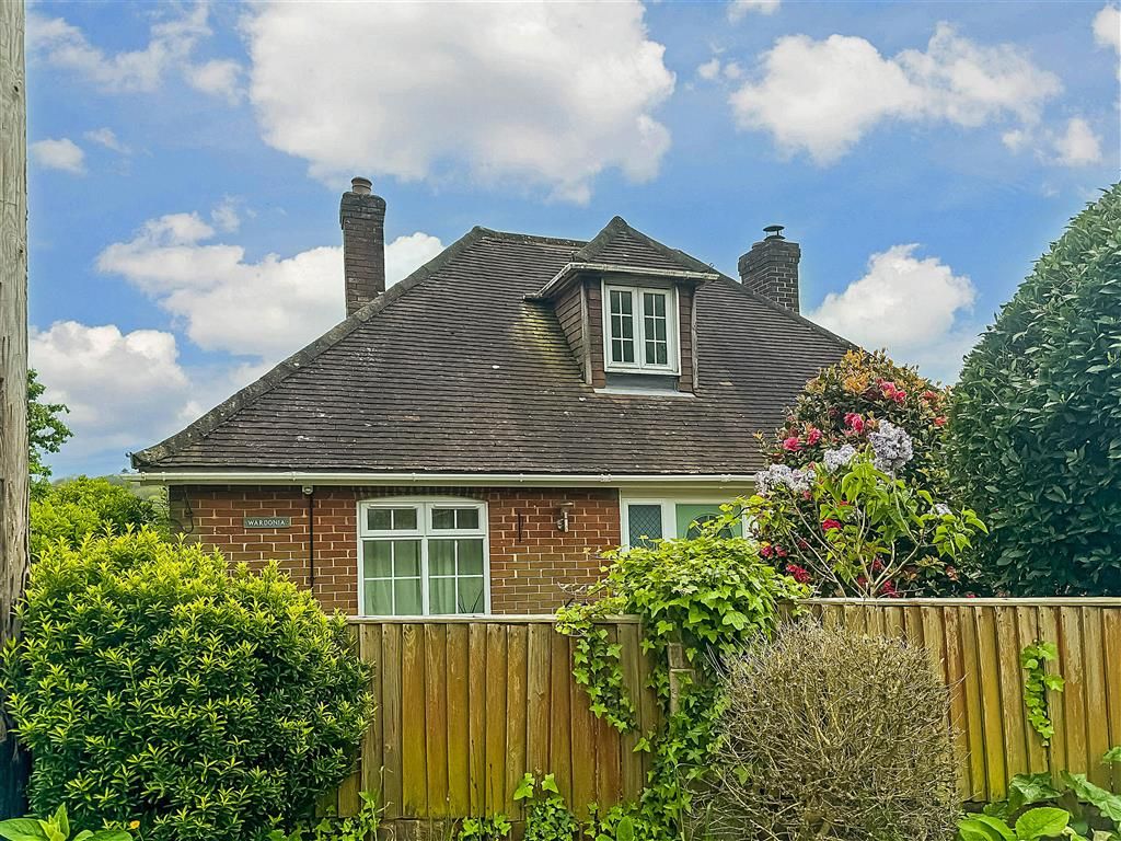 4 bed detached house for sale in Lees Road, Brabourne Lees, Ashford