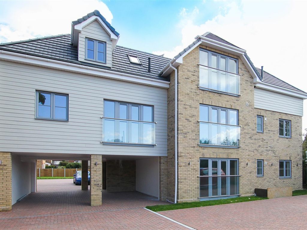 2 bed flat to rent in Ongar Road, Kelvedon Hatch, Brentwood CM15 Zoopla