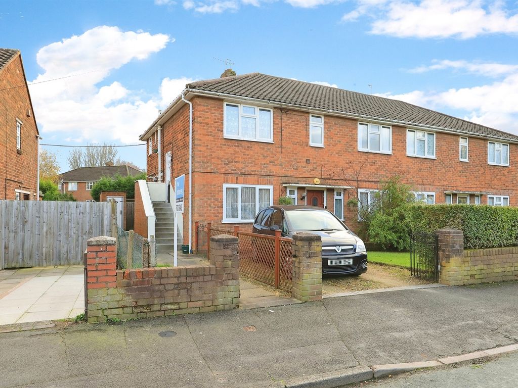 2 bed for sale in Moreton Avenue, Parkfields, Wolverhampton WV4, £120,000 Zoopla