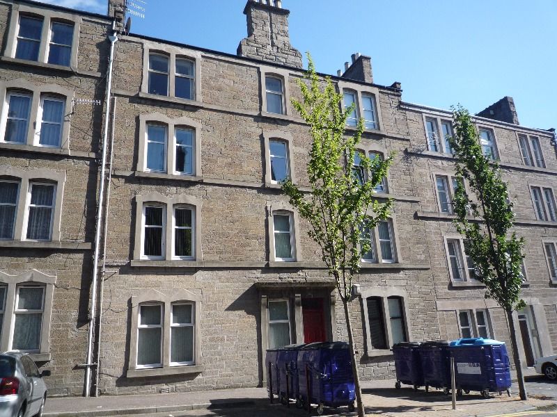 1 bed flat to rent in Baldovan Terrace, Baxter Park, Dundee DD4, £600